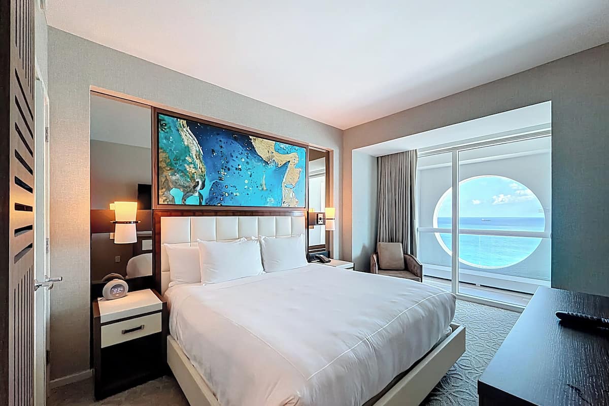 Een kluis op de kamer, individueel gemeubileerd