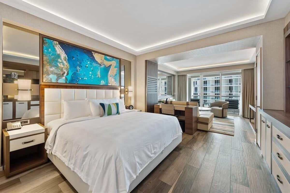 Luxury Apartment, 1 King Bed with Sofa bed, Ocean View