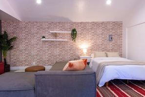 1 soverom, strykejern/-brett, wi-fi (inkludert) og sengetøy