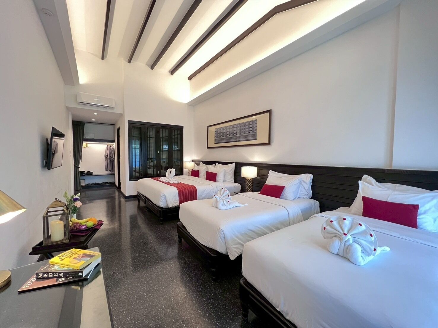 Family Room | In-room safe, desk, blackout drapes, free WiFi