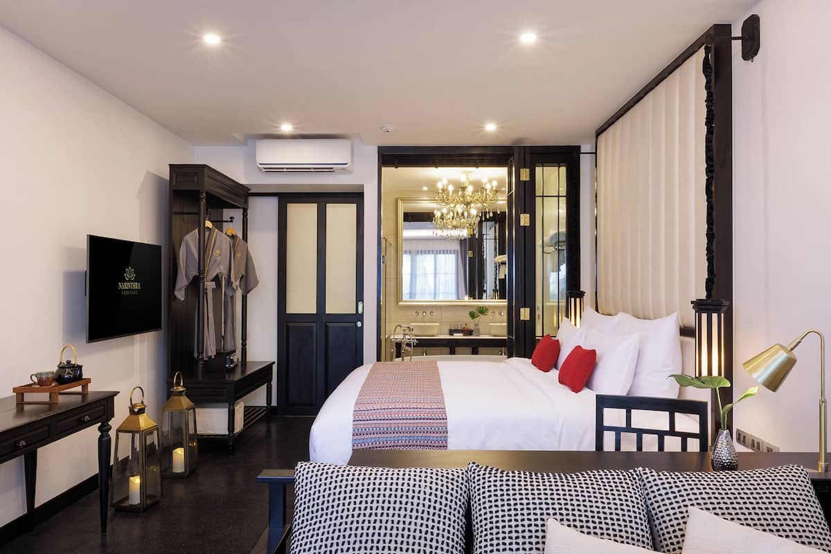 Executive Double or Twin Room, Patio, Pool View