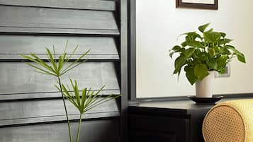 Quarto casal ou duplo luxo | Cofres nos quartos, escrivaninha, cortinas blackout, Wi-Fi de cortesia