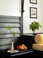 Caja de seguridad en la habitación, escritorio y cortinas blackout 