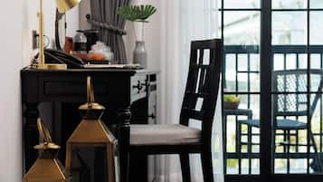Deluxe Double or Twin Room, Balcony | In-room safe, desk, blackout curtains, soundproofing