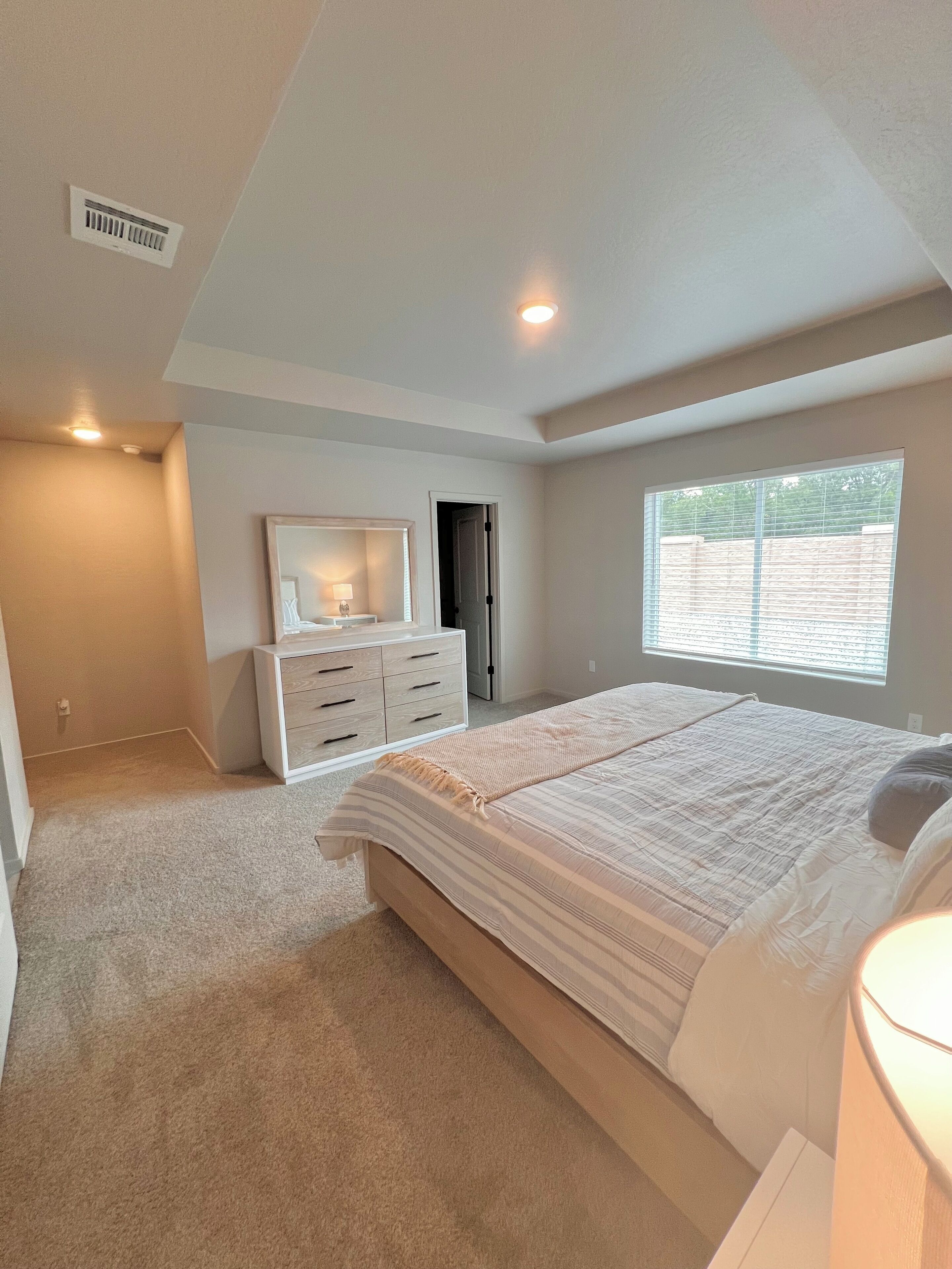 4 makuuhuonetta, Wi-Fi, vuodevaatteet