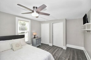 2 dormitorios, tabla de planchar con plancha, wifi gratis y ropa de cama