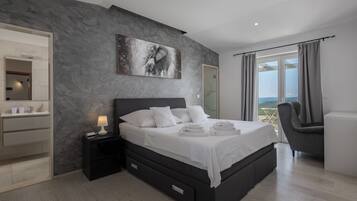 4 Schlafzimmer, Bügeleisen/Bügelbrett, kostenloses WLAN, Bettwäsche