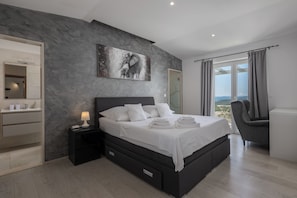 4 habitaciones, tabla de planchar con plancha y wifi gratis