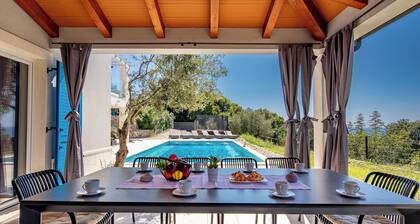 Seaview Villa Luka With Pool