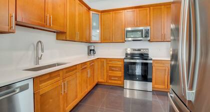 4 Mi to Equestrian Center! Modern Ocala Home