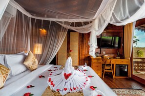 Villa, 1 soverom, privat basseng | Skrivebord, skrivebord for bærbar PC og wi-fi (inkludert)