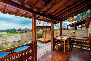 Biệt thự, 1 phòng ngủ, hồ bơi riêng | Bàn, khu vực làm việc phù hợp cho laptop