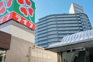 تفاصيل الفندق من الخارج