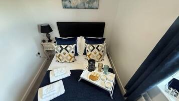 Cots/infant beds