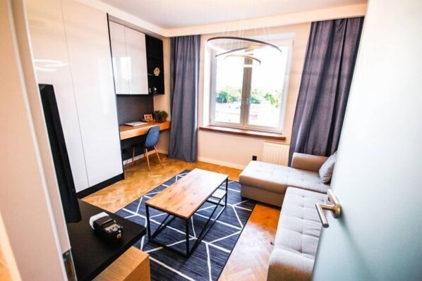 Room - Nowolipki Studio, City Center Skyline View, WarsawStay (Warsaw)