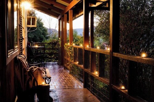 Nature Lovers: Snowy Cottage Escape! Book Direct