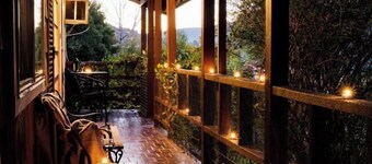 Nature Lovers: Snowy Cottage Escape! Book Direct