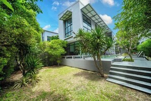 Unclassified image, 2 of 147, button - bangtao 3BR Modern Villa Wallaya Harmony (Phuket)