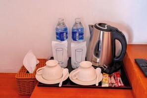 Coffee and/or coffee maker - Tani Ryu River Kwai (Kanchanaburi)