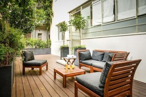 Iron/ironing board - Serene Retreat with Lush Garden (Tel Aviv)