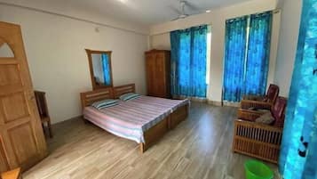 Deluxe Double Room, Balcony, Garden View | Free WiFi
