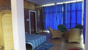 Habitación doble Deluxe, balcón, vista al jardín | Vista desde la habitación