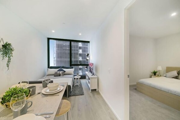 Room - Cozy & Chic Apt Near Crown Casino & Southgate Mall (Southbank)