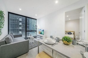 Room - Cozy & Chic Apt Near Crown Casino & Southgate Mall (Southbank)