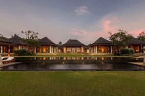 Pool - villa sundara (Takua Thung)