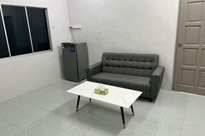 Living area - 200A & 201A Homestay Malim Nawar (Malim Nawar)