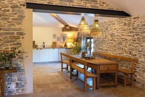 Cots/infant beds - Cottage Amande on large domain with Pool, Spa, Tennis (Saint-Julien-les-Rosiers)