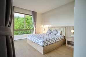 Room - New Cozy 3BR Pool Villa, Walk to Boat Avenue, Near Bangtao Beach - Villa Belcasa Phuket, Cherngtalay (Phuket)