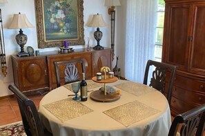 Room - VISTA DO TOPO (Povoacao)