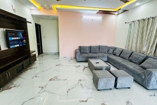Room - 3BHK Fully Furnished In Kphb Phase 15 (Hyderabad)