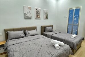 Room - Austin Landed Honey Nest 10pax (Tebrau)