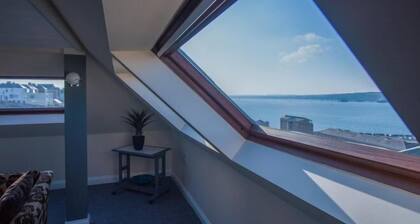 The Penthouse - 1 Bedroom Penthouse - Milford Haven