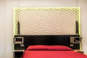 Room - Smart Room Luxury Rooms with shared kitchen Online check-in (Abbadia San Salvatore)