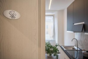 Uklassifisert bilde, 3 av 13, knapp