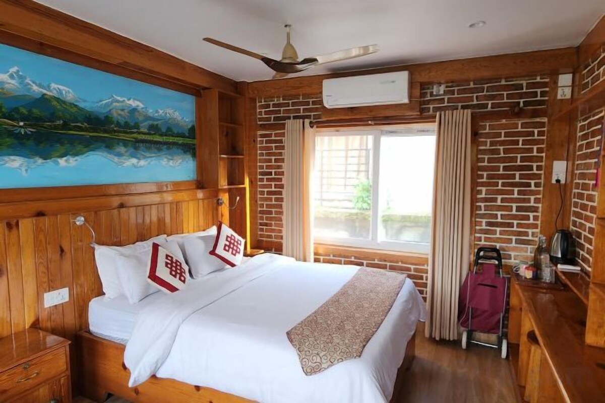 Double Room with Mountain View