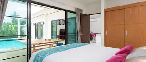 Nôi/giường cho trẻ sơ sinh