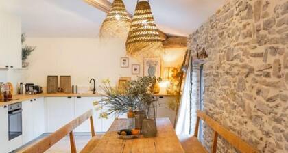 Domaine 20 people with swimming pool, spa and tennis