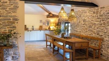 Nôi/giường cho trẻ sơ sinh