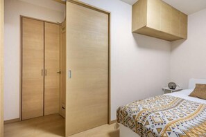 Room - Crown Etchūjima (Tokyo)