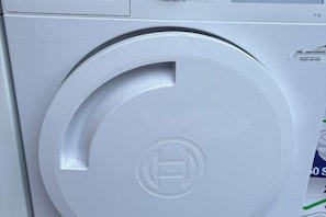 Unclassified image, 5 of 17, button