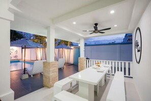 Tempat makan luar