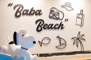 حمام سباحة خارجي