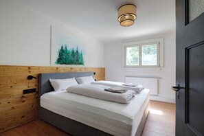 2 makuuhuonetta, vuodevaatteet