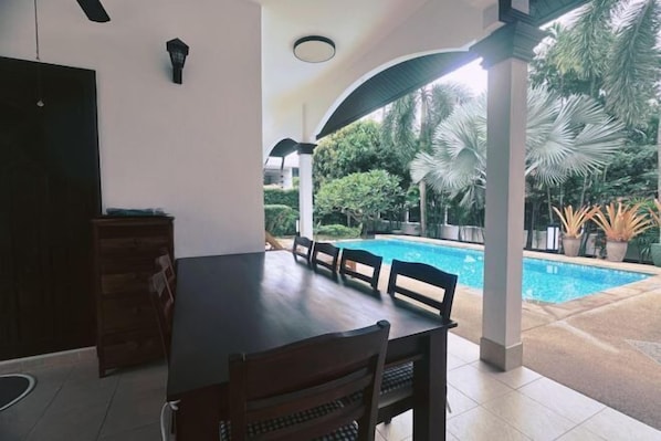 Outdoor pool - Kesorn Charming Authentic Thai Pool Villa Phuket (Phuket)