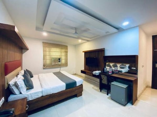 Classic Double Room | Free WiFi