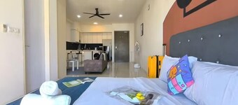Elysia Park Homestay ByStay